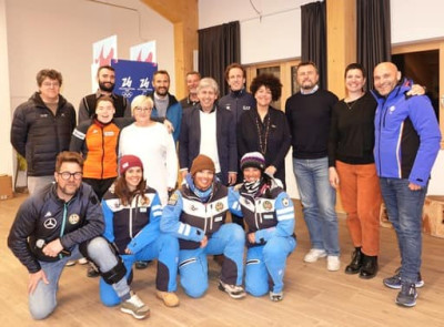Relatori della serata e organizzatori del Camp al Passo del Tonale Relatori della serata e organizzatori del Camp al Passo del Tonale