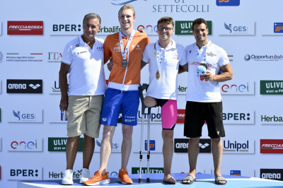 Nuoto, Trofeo Settecolli: i risultati della prima giornata