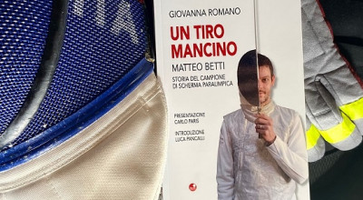 Un tiro mancino. Matteo Betti. Storia del campione di scherma paralimpica - V...